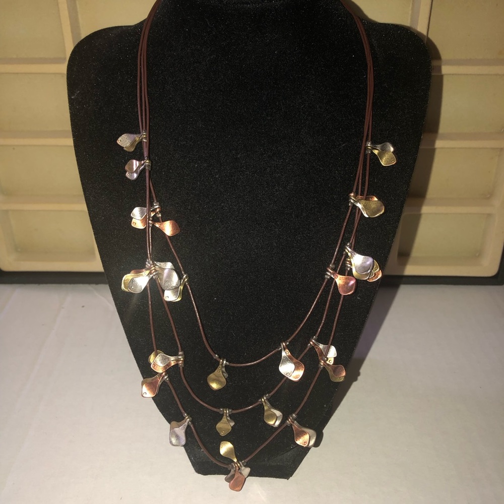 3/$20 Vintage necklace 3 Strands with Gold Tone, Silver Tone, and Copper Tone